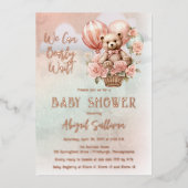 テディベアバルーン女の子Bearly待ち赤ちゃんシャワー 箔招待状 (正面)