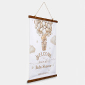 テディベアーバルーンバーリーウェイベビーシャワーへようこそ 吊り下げ型タペストリー (傾斜あり)