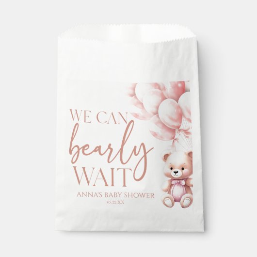 テディベアーピンク我々は赤ちゃんシャワーを待つことができる フェイバーバッグ (正面)
