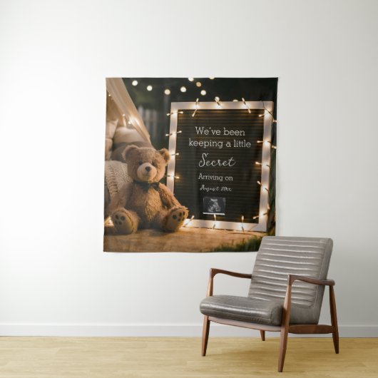 テディベア妊娠の発表と居心地の良い夜 タペストリー (インサイチュ)