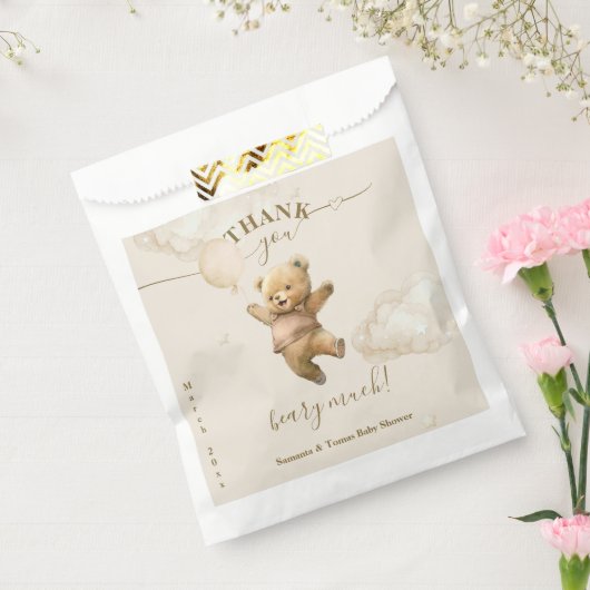 テディベア心待ちエアバルーン赤ちゃんシャワー フェイバーバッグ (封をした状態)