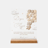 テディベア茶色の赤ちゃんシャワーおむつラッフル アクリルサイン (正面)