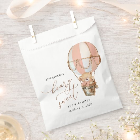 テディベア、ピンクの熱気球、第1誕生日 フェイバーバッグ (クリップ留めされた状態)