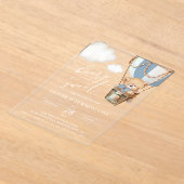 テディベア、ブルーホットエアバルーン、第1誕生日 アクリル招待状 (レイダウン)