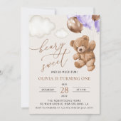 テディベア、紫の風船、初めての誕生日 招待状 (正面)