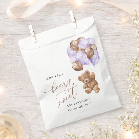 テディベア、紫色のバルーン、最初の誕生日 フェイバーバッグ (クリップ留めされた状態)