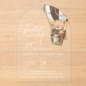 テディベア、茶色の熱気球、最初の誕生日 アクリル招待状 (正面)