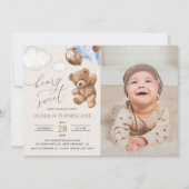 テディベア、青い風船、1歳の誕生日 招待状 (正面)