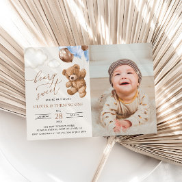 テディベア、青い風船、1歳の誕生日 招待状