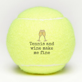 テニスとワインは、私にワ素晴らしインをグラスに入れてくれる テニスボール