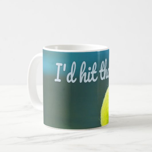 テニスのボール私がギフトを打っおもしろいた コーヒーマグカップ (正面左)