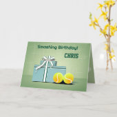 🎾テニスの喜び:打ちのめす誕生日 カード (黄色い花)