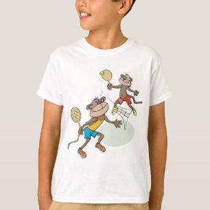 テニスを遊んでいる猿 Tシャツ