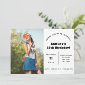 テニスガールキッズフォトバースデーパーティースポーツテーマ 招待状 (スタンド正面)