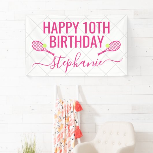 テニスネームパーソナライズされたピンクバースデーパーティー 横断幕 (インサイチュ)