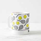 テニスパパMOMボールラケットイエローホワイトブラック コーヒーマグカップ (正面左)