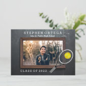 テニスプレーヤーの黒板写真 卒業 招待状 (スタンド正面)