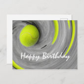 テニスボールがコートの誕生日に回転する ポストカード (正面/裏面)