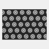 テニスボールとスノーフレークブラック&グリーンクリスマス ラッピングペーパーシート (正面3)