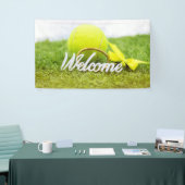 テニスボールとラケットがグリーンで歓迎の言葉を送る 横断幕 (トレードショー)