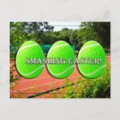 テニスボールイースターエッグでイースターを打つテニス シーズンポストカード (正面)