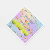 テニスボールバルーン付きハッピーバースデーカラフル スタンダードランチョンナプキン (角)