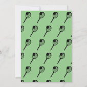 テニスポミニマルートベビーシャワーグリーン招待状 招待状 (裏面)