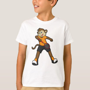 テニスラケットでテニスをするサル Tシャツ