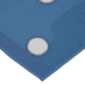 テニスラケットとボールが白い水玉模様を青 テーブルクロス (アングル)