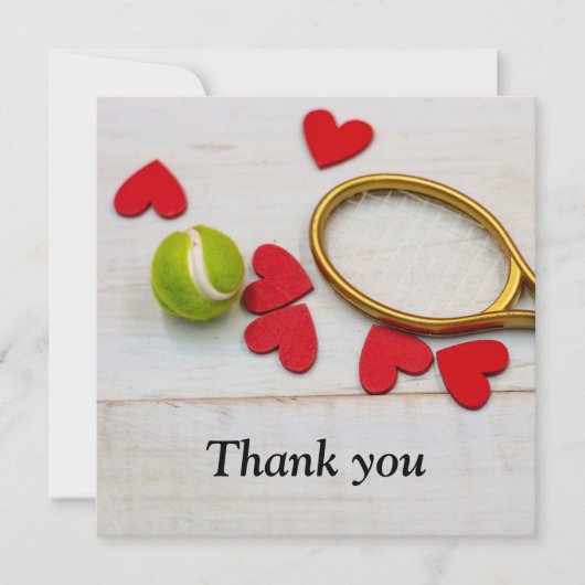 テニスラケットとボールと愛の赤いハート (正面)