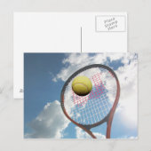 テニスラケットと空気はがき内のボール ポストカード (正面/裏面)