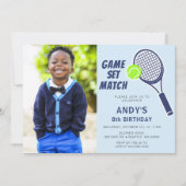 テニスラケットブルーボーイズ写真誕生日 招待状 (正面)