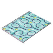 テニスラケットボール&キッズガールズネームパターンカワイイ ノートブック (左側)