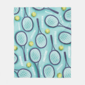 テニスラケットボール&キッズガールズネームパターンカワイイ フリースブランケット (正面)