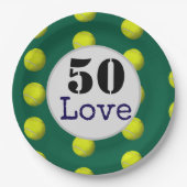 テニス50誕生日テニスボールとナンバーラブ ペーパープレート (正面)