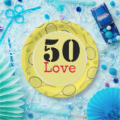 テニス50誕生日テニスボールとナンバーラブ ペーパープレート (パーティー)
