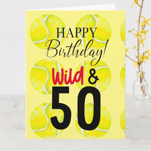 テニス50誕生日テニスボールとナンバー カード (黄色い花)