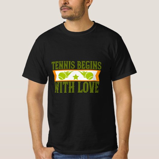 テニス – テニスは愛で始まる Tシャツ (正面)