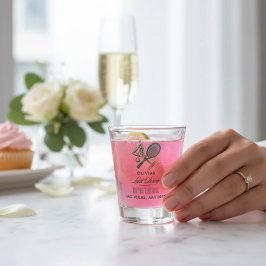 テニス 最後のスイングの前に指輪の独身女性 ショットグラス