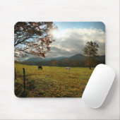 テネシー州、アメリカ。ケードスコーブバレーの馬 マウスパッド (マウス)
