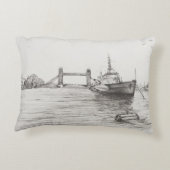 テムズ川London.2006のHMSベルファスト アクセントクッション (裏面)