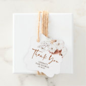 テラコッタと白い花のボヘミアンスタイルの感謝 フェイバータグ (インサイチュ)