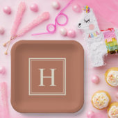 テラコッタのシンプル クラシック エレガント モノグラム ペーパープレート (パーティー)