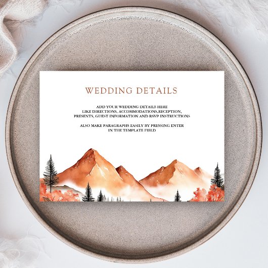 テラコッタの山の森の結婚式の詳細 エンクロージャーカード