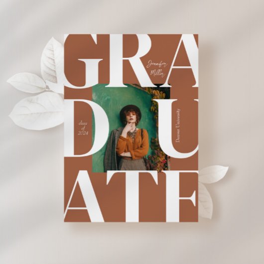 テラコッタはっきりしたモダンクラシック写真卒業 招待状