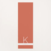 テラコッタオレンジレッドモダンシンプルモノグラム名 ヨガマット (正面)