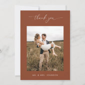 テラコッタコリアンダーBohoフォトモノグラム結婚ズ サンキューカード (裏面)