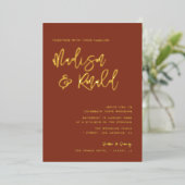 テラコッタモダンと金ゴールド結婚のホイルの招待状 箔招待状 (立ち正面)