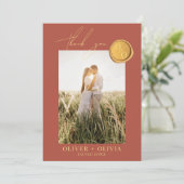 テラコッタモノグラムワックスシール結婚写真 サンキューカード (スタンド正面)