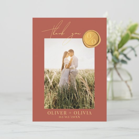 テラコッタモノグラムワックスシール結婚写真 サンキューカード (スタンド正面)